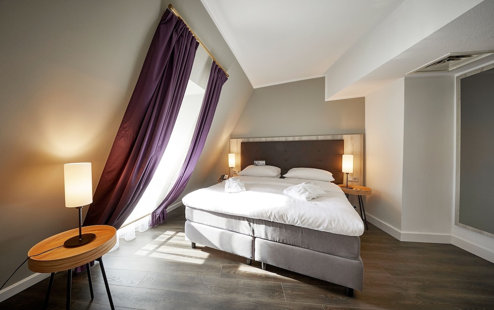 Radisson Blu Bremen 12/72