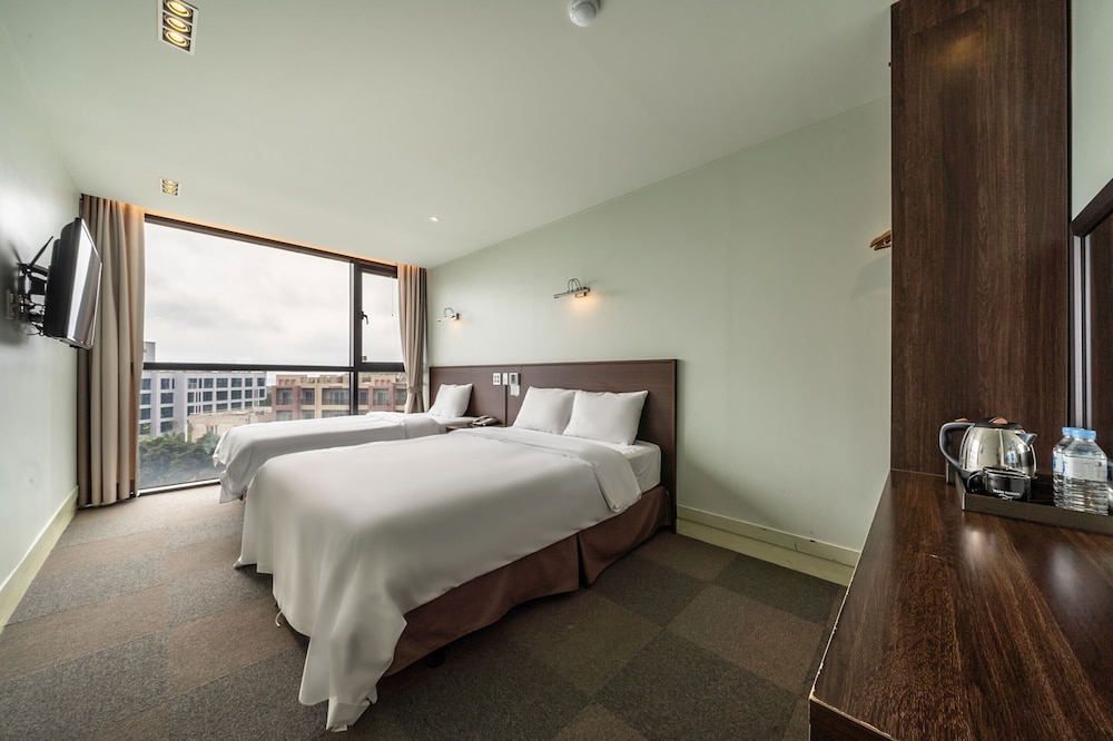 Sunrise Hotel 20/31