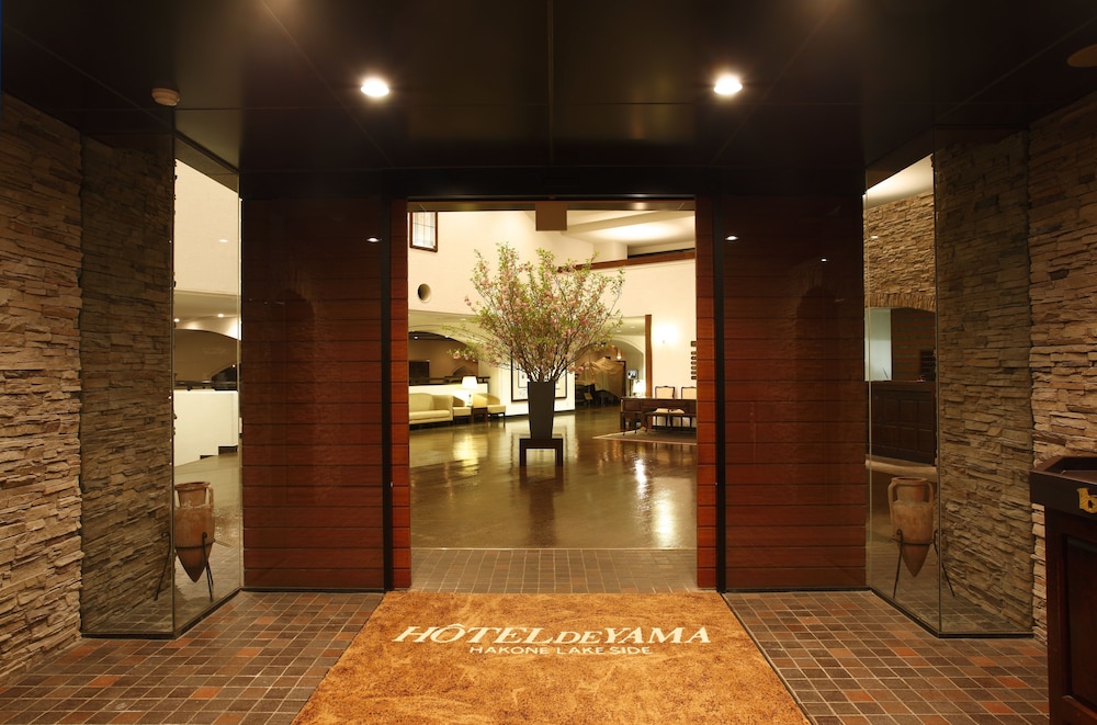 Hotel de Yama, Hakone Lakeside 3/66