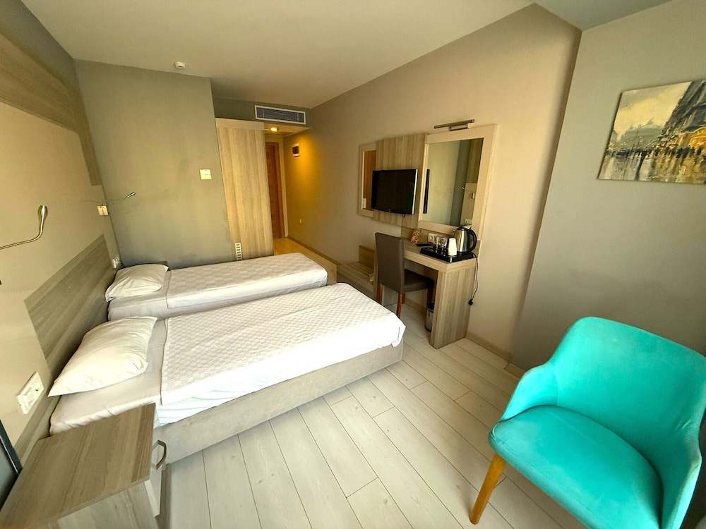 On Hotel 31/60