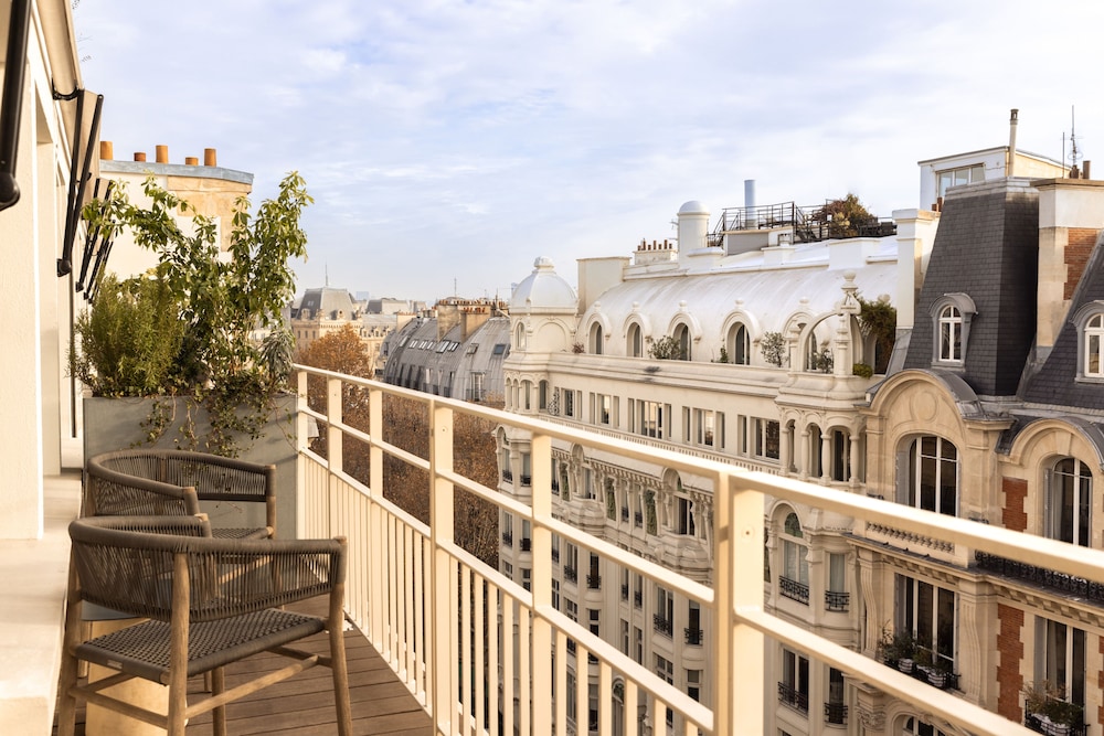 Hotel Dame des Arts 2/50