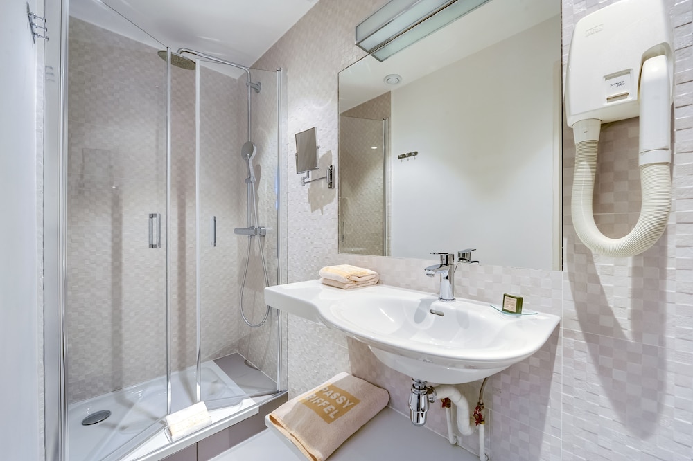 Hotel Passy Eiffel 37/67
