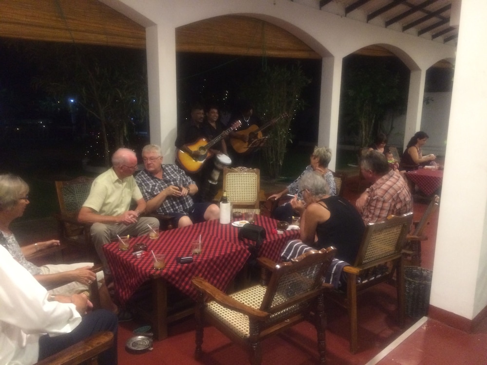 Hotel Hemadan 23/50
