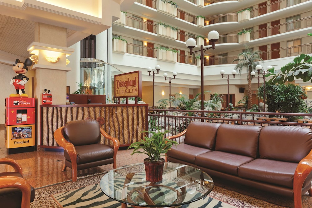 Embassy Suites By Hilton Anaheim South 30/51
