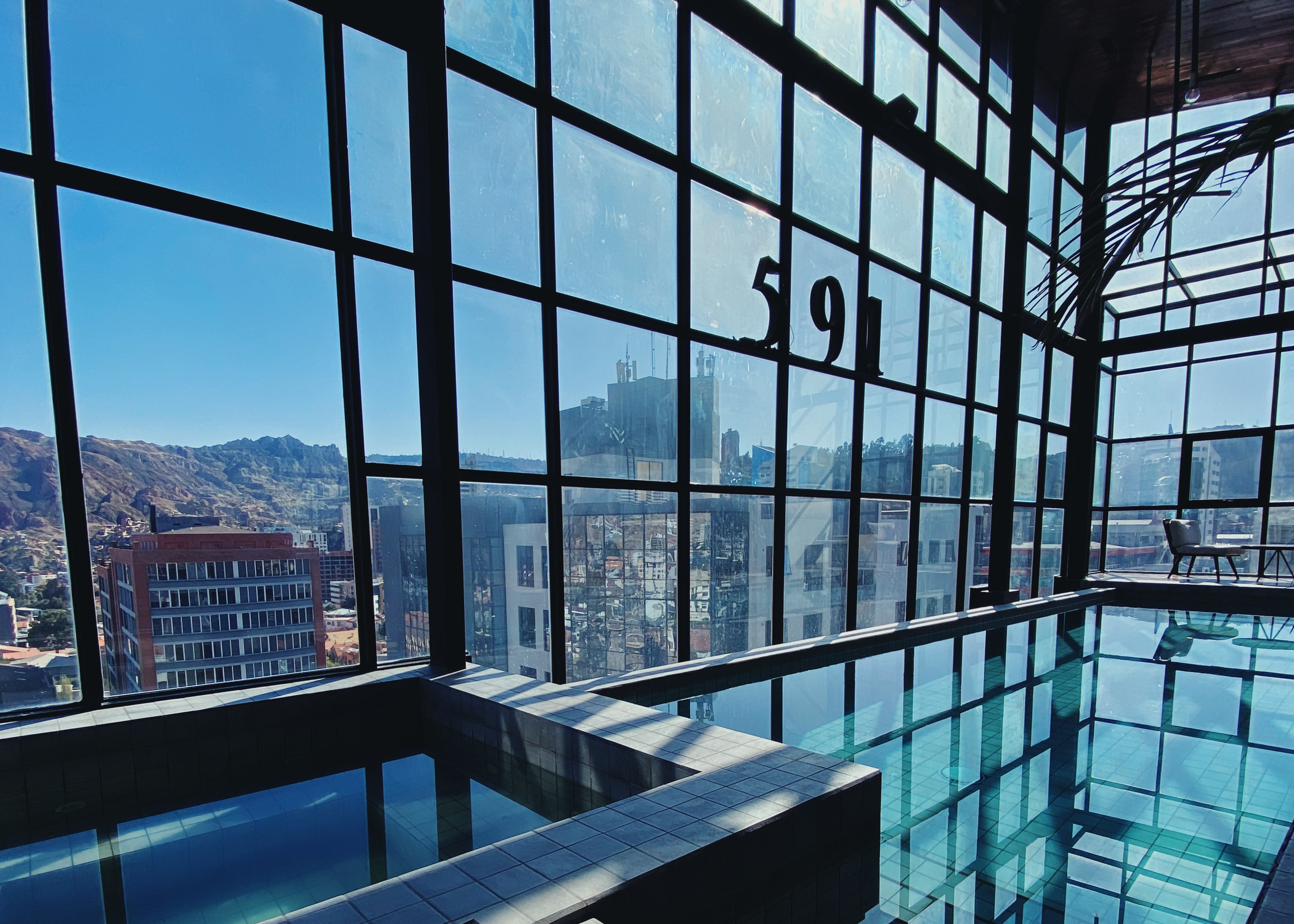 ATIX HOTEL 14/25