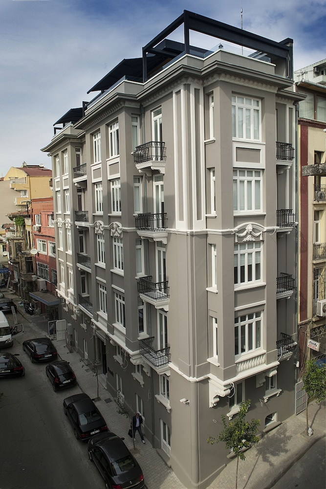 The Central House Istanbul Taksim 3/46