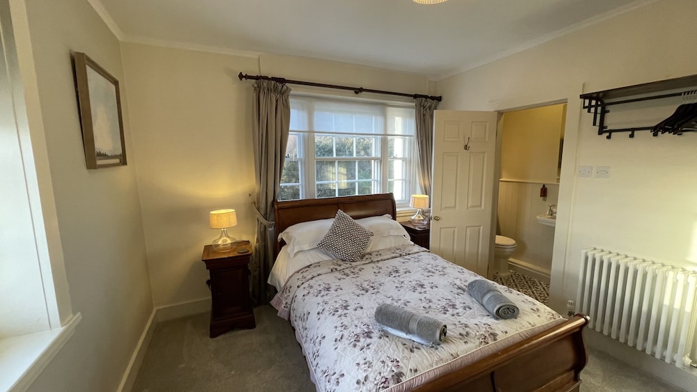 House, Twin Beds, 2 King Beds, Bunk Bed, Private Bathroom, Sofa