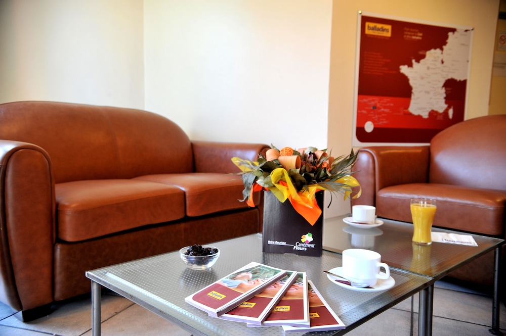 Kyriad Direct Agen-Castelculier 28/41