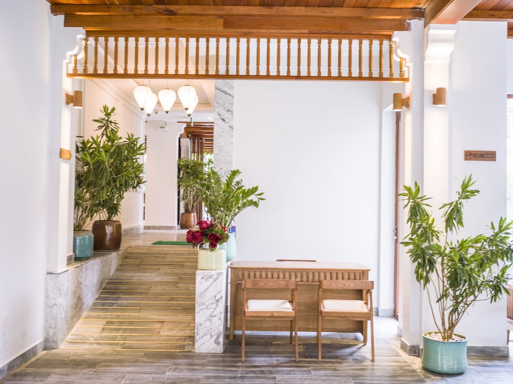 Vinh Hung Old Town Hotel 5/57