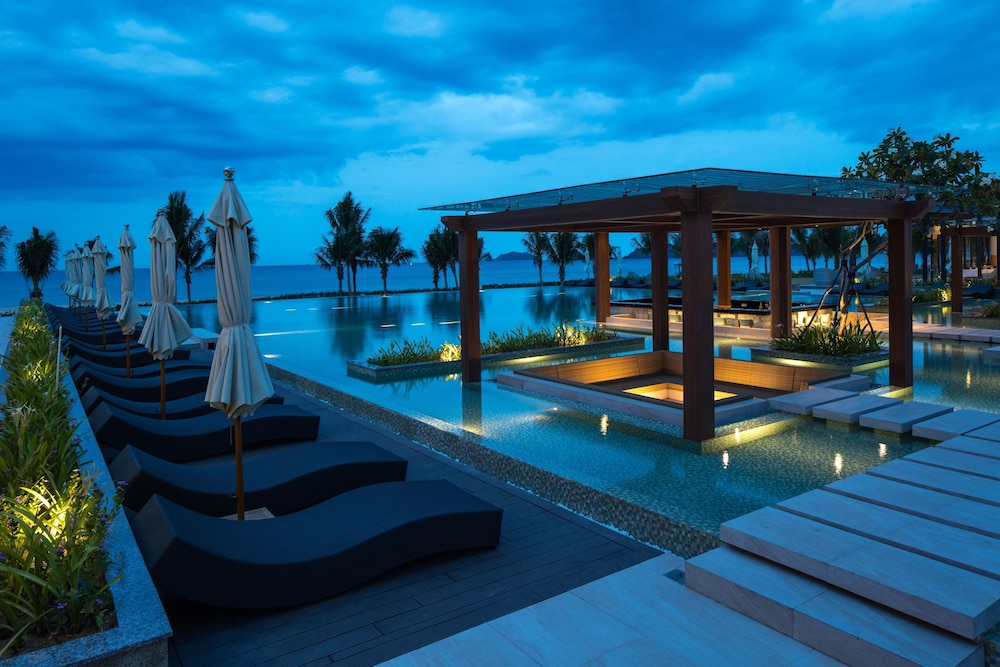 FLC Luxury Resort Quy Nhon 7/83