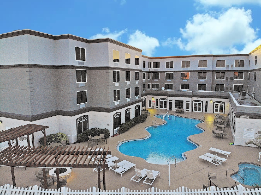 Country Inn & Suites by Radisson, Port Canaveral, FL 5/34