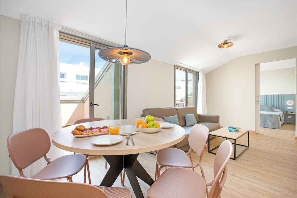 Aparthotel Odissea Park 58/73