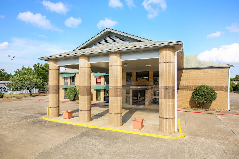 OYO Hotel Texarkana Trinity AR Hwy I-30 in TEXARKANA - AR