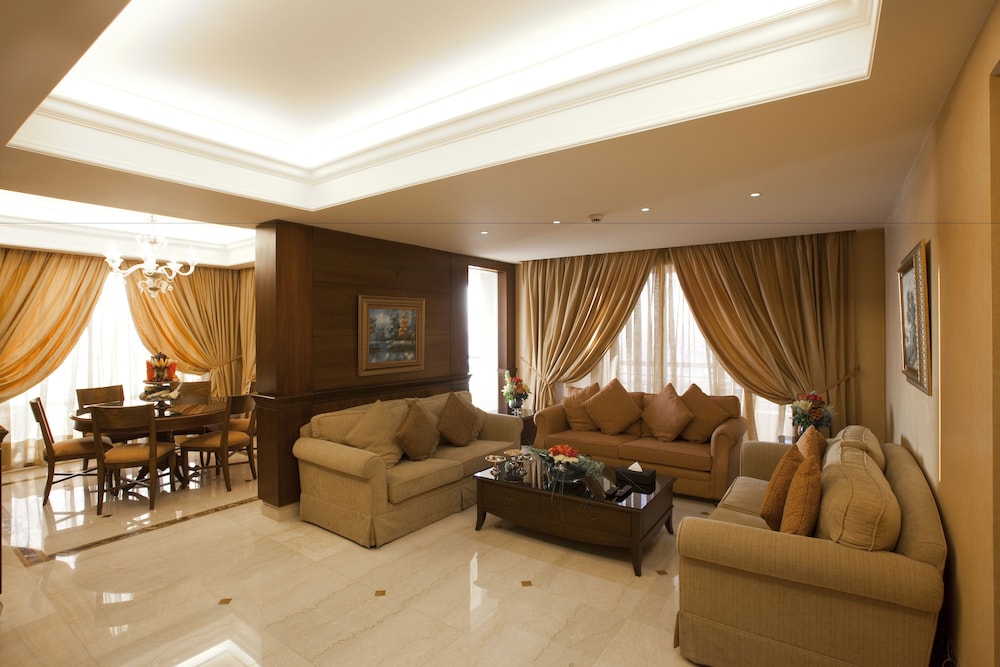 Ramada Plaza by Wyndham Beirut Raouche 16/34