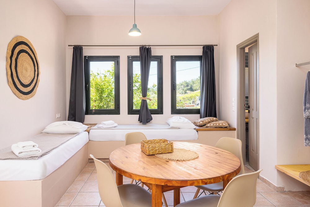 Nisea Hotel Samos 55/106