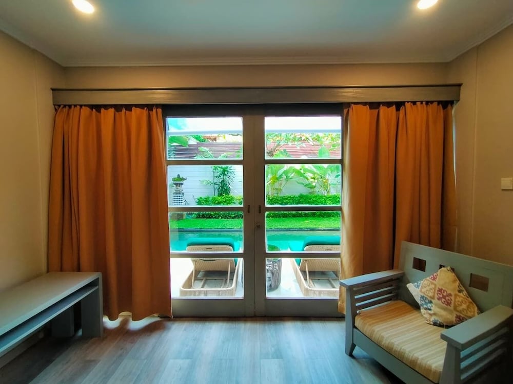 THE DAMPATI VILLA 13/25