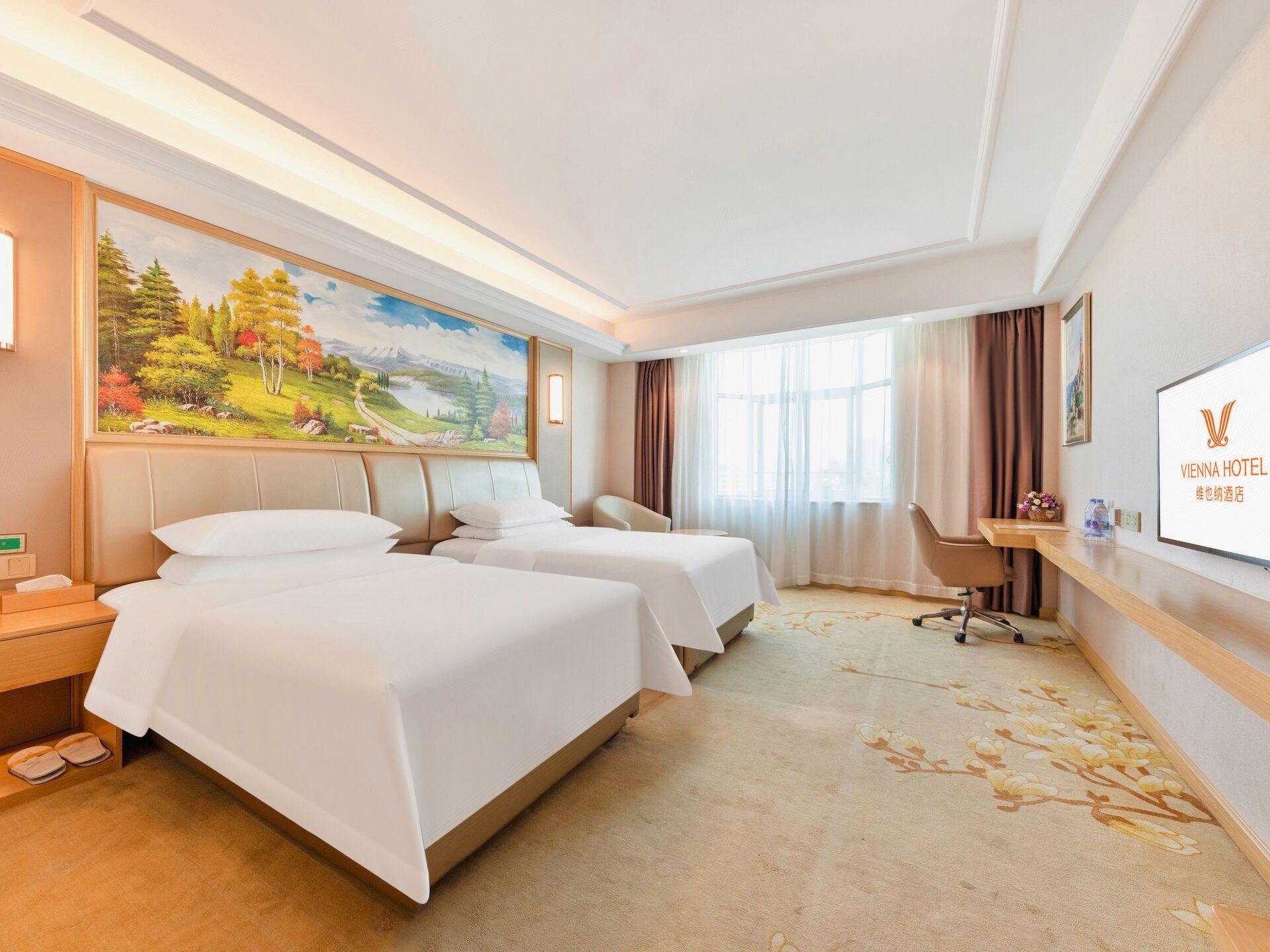 Vienna Hotel (Shenzhen Botanical Garden Road store) 31/52