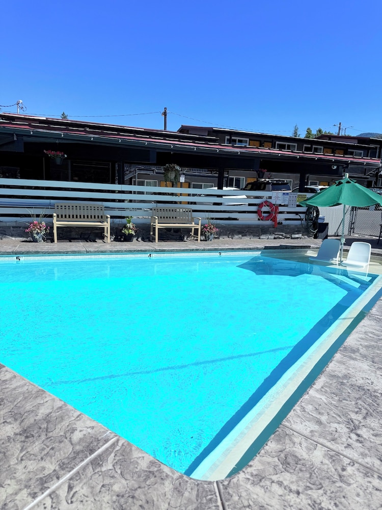 Timbers Motel 24/50
