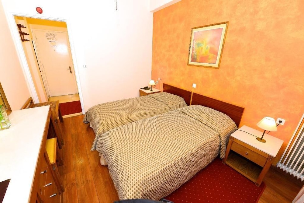 Dalia Hotel 11/49