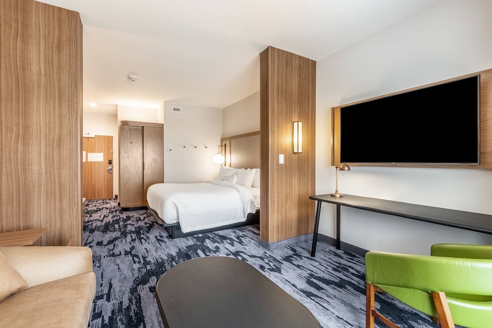 Fairfield Inn & Suites by Marriott Dallas DFW Airport North Coppell Grapevine 29/39
