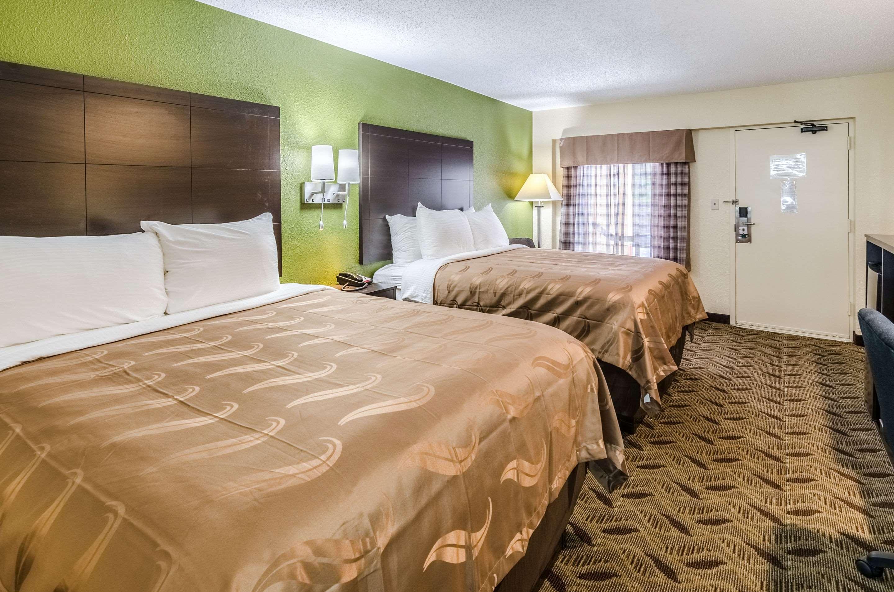 ROOM, 2 QUEEN BEDS