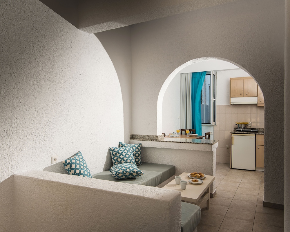 Ibiscus Hotel Malia 50/61