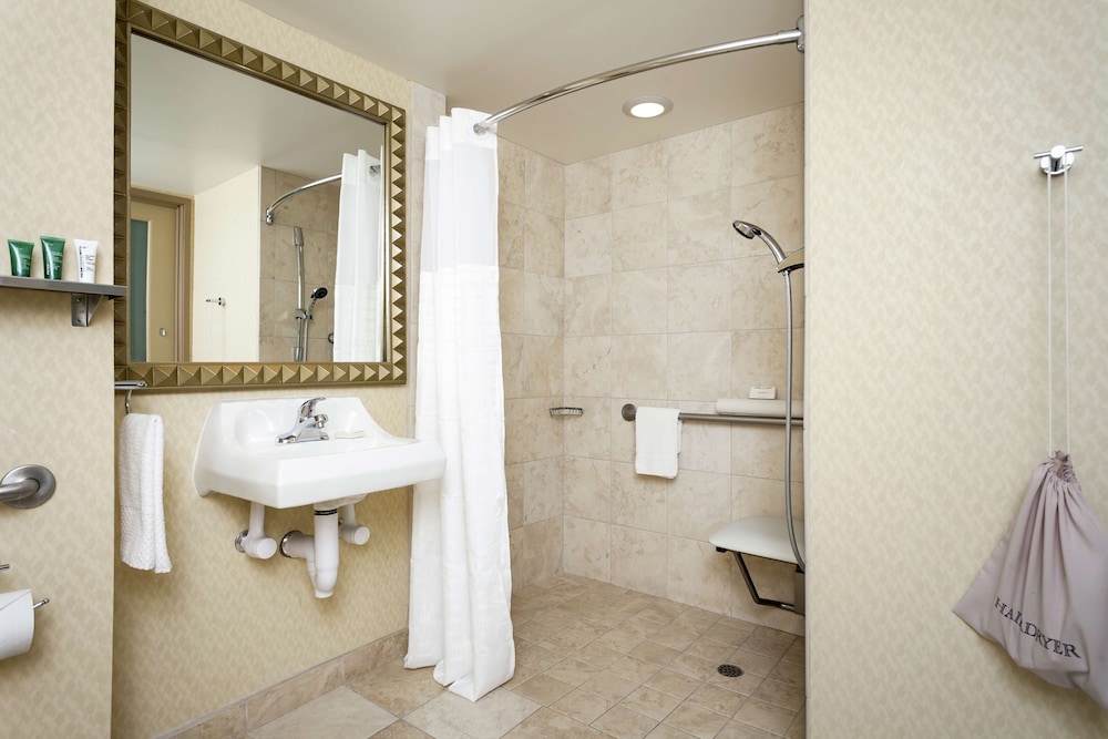 Hilton Stockton 10/51