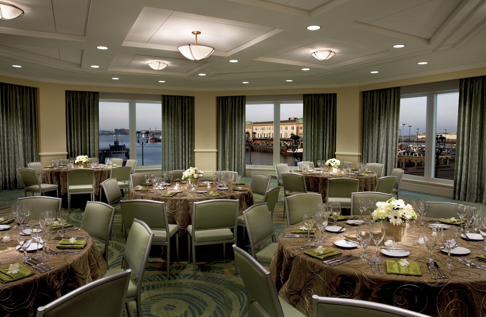 Seaport Hotel 39/46