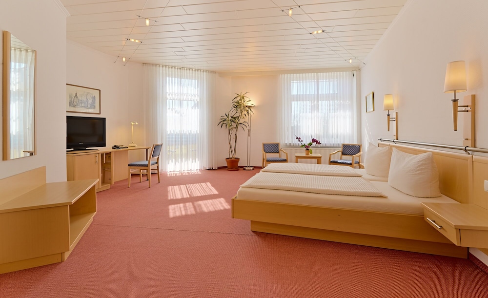 COMFORT, DOUBLE BED