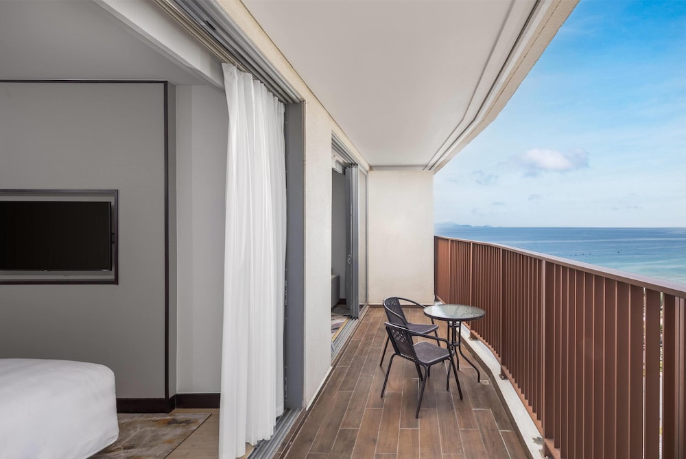Wyndham Soleil Danang 52/59