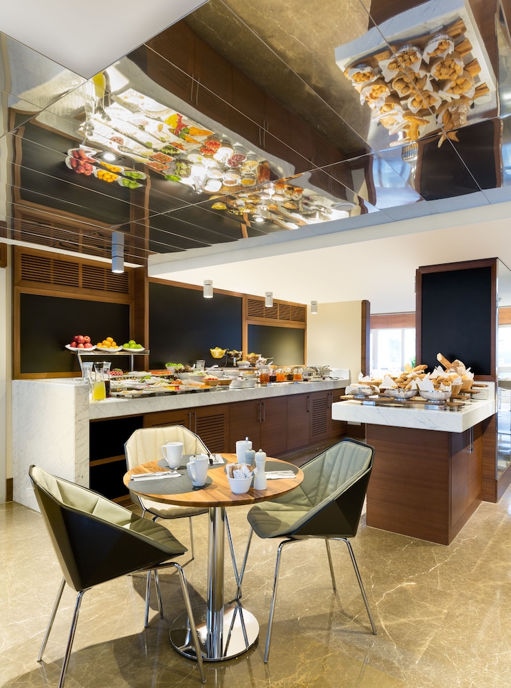 Ac Hotel Istanbul Macka 27/34