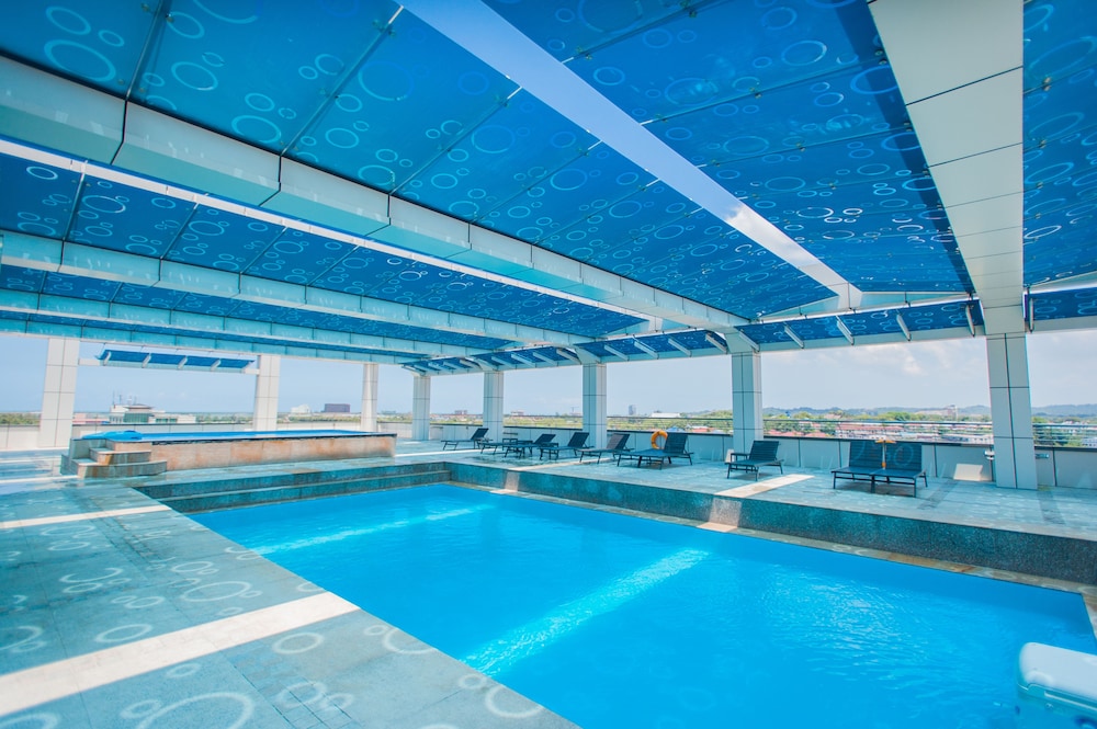 Margherita Plaza Hotel 35/63