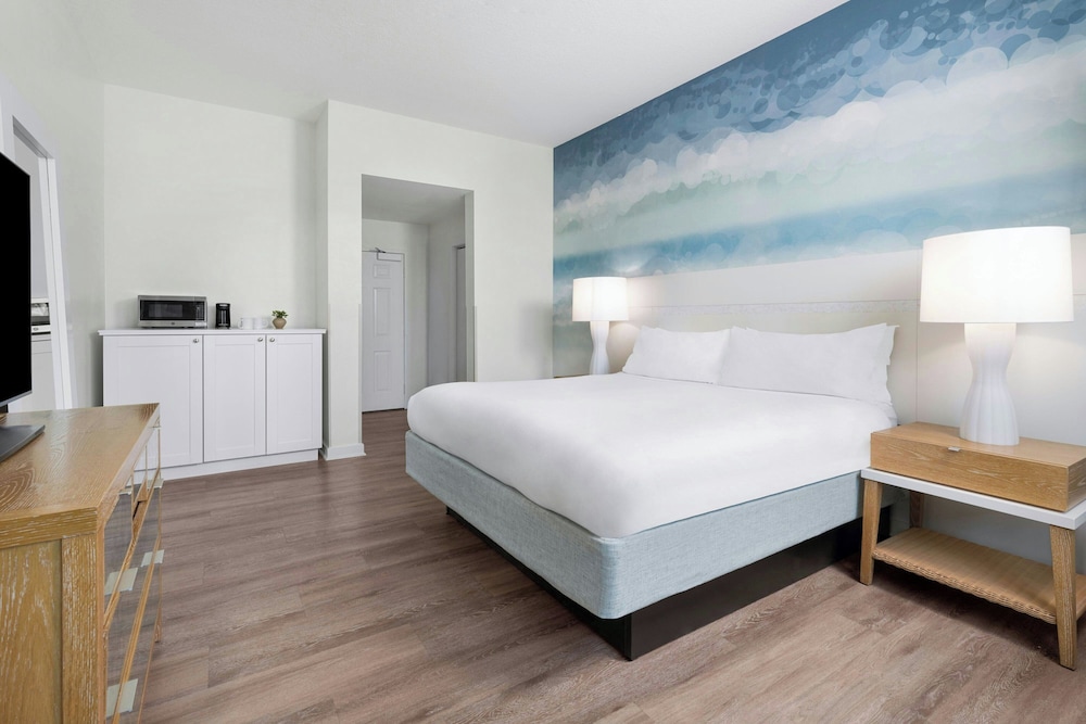MARRIOTT VACATION CLUB PULSE, SOUTH BEACH 29/62