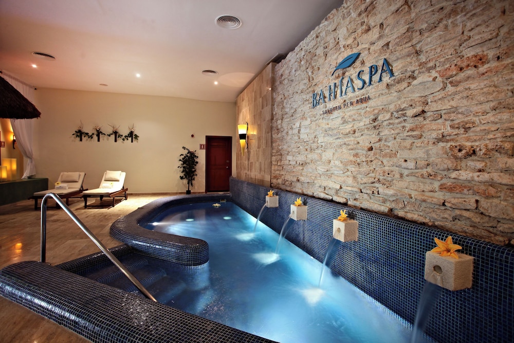 Bahia Principe Escape Tequila 40/71