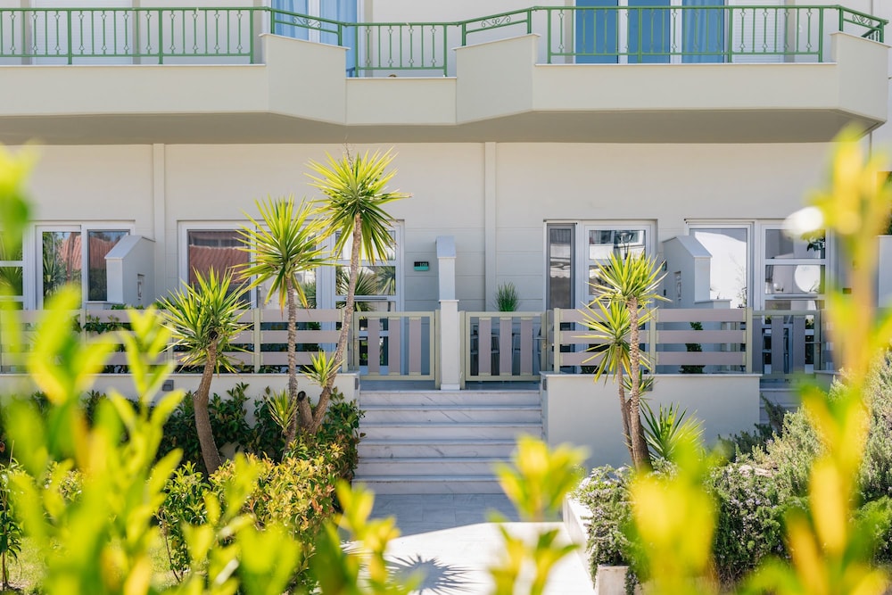 Minthi Boutique Apartments 5/50