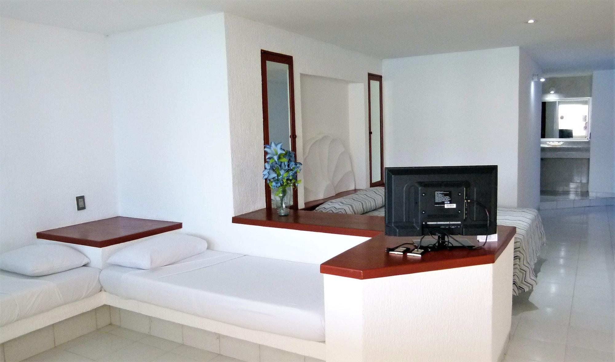 غرفة قياسية بإطلالة على البحر، Hotel Aristos Acapulco 3/6