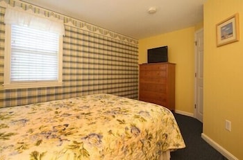 Colonial Acres Resort 13/53