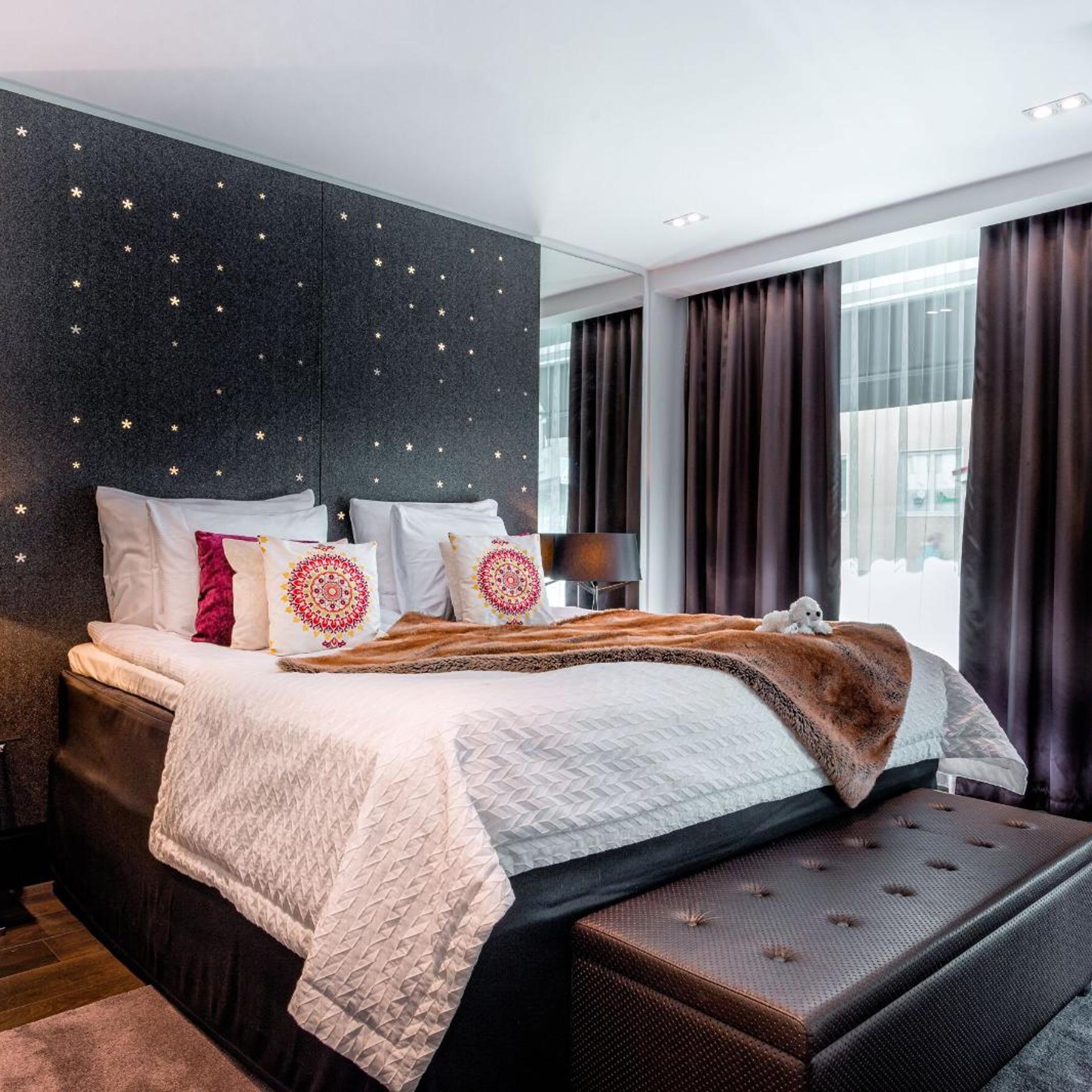 Double Bed
