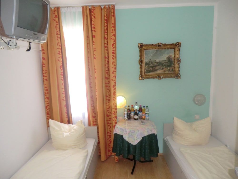 Hotel Pension Haydn 7/15