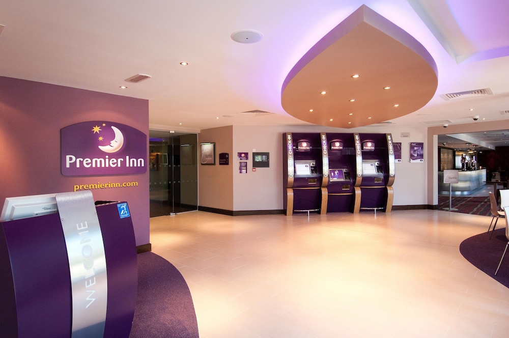 Premier Inn London Gatwick Airport Manor Royal 7/48