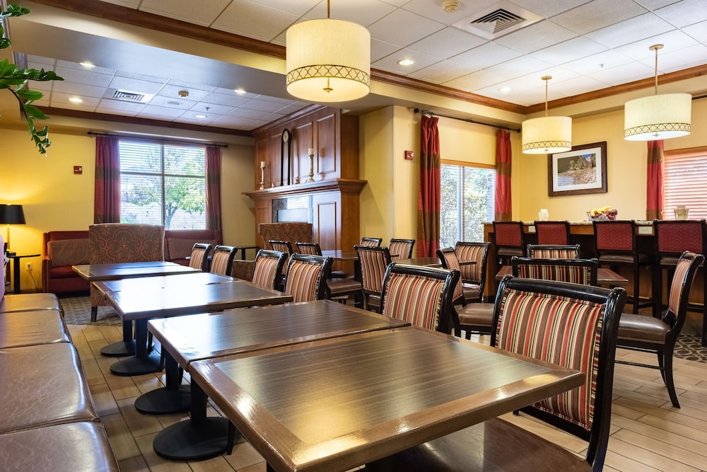 Hampton Inn Richfield 47/56