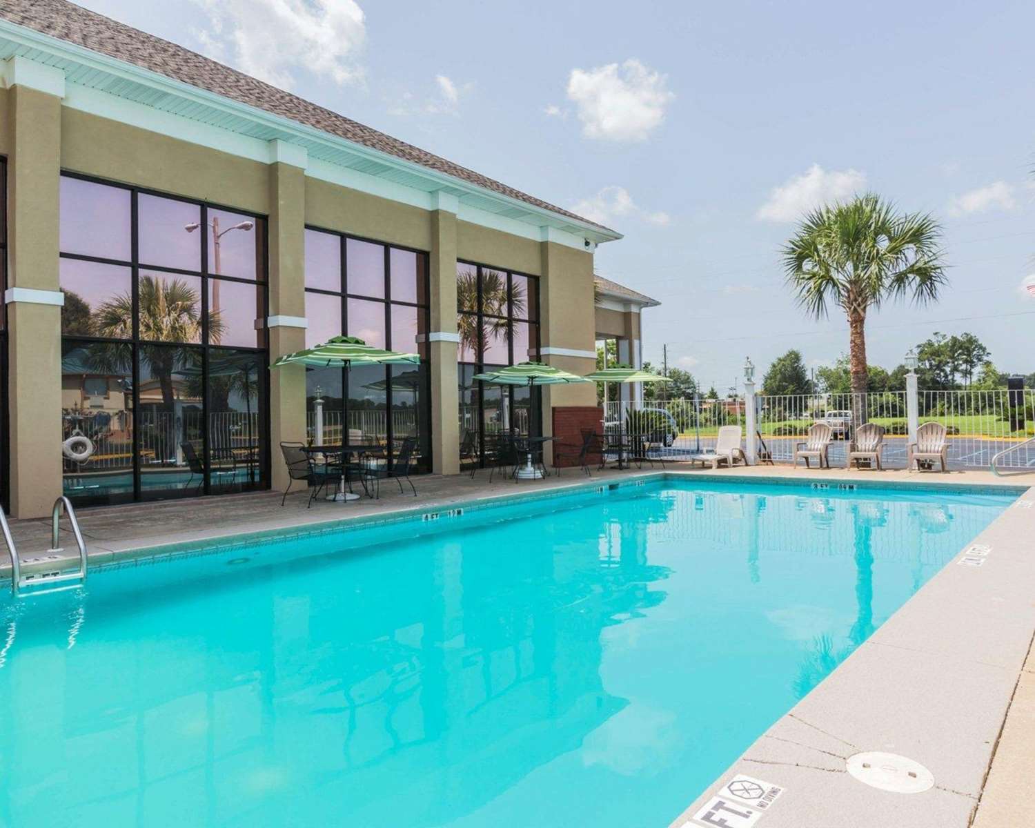 Quality Inn & Suites North Montgomery 4/34