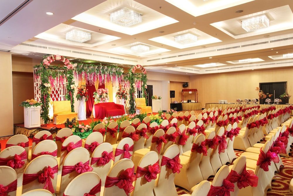 Swiss-Belhotel Kendari 61/70