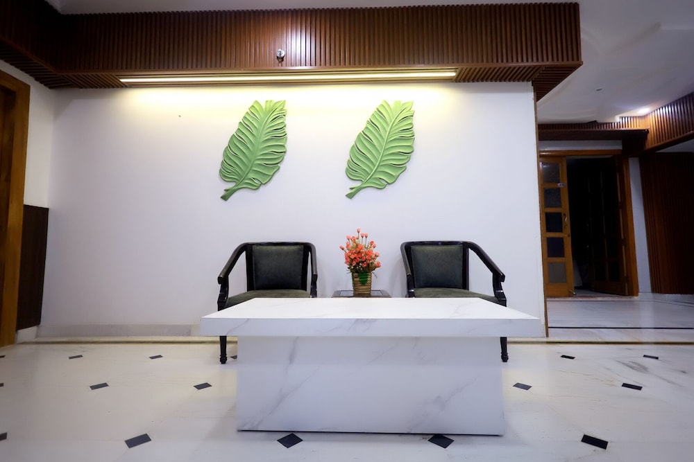 Hotel Krishna Sagar(Raj Nagar) 37/62