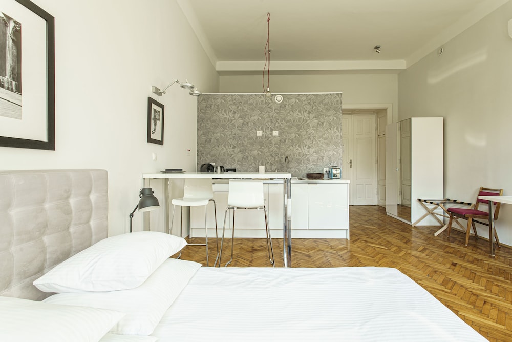 Novum House 14/50