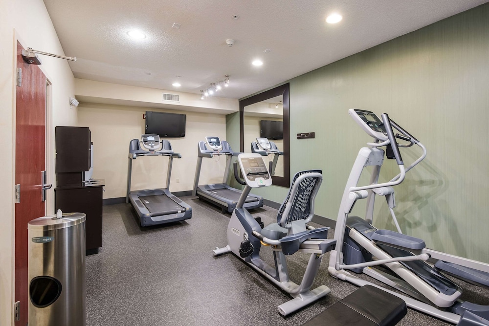 Quality Inn & Suites Quincy - Downtown 20/45