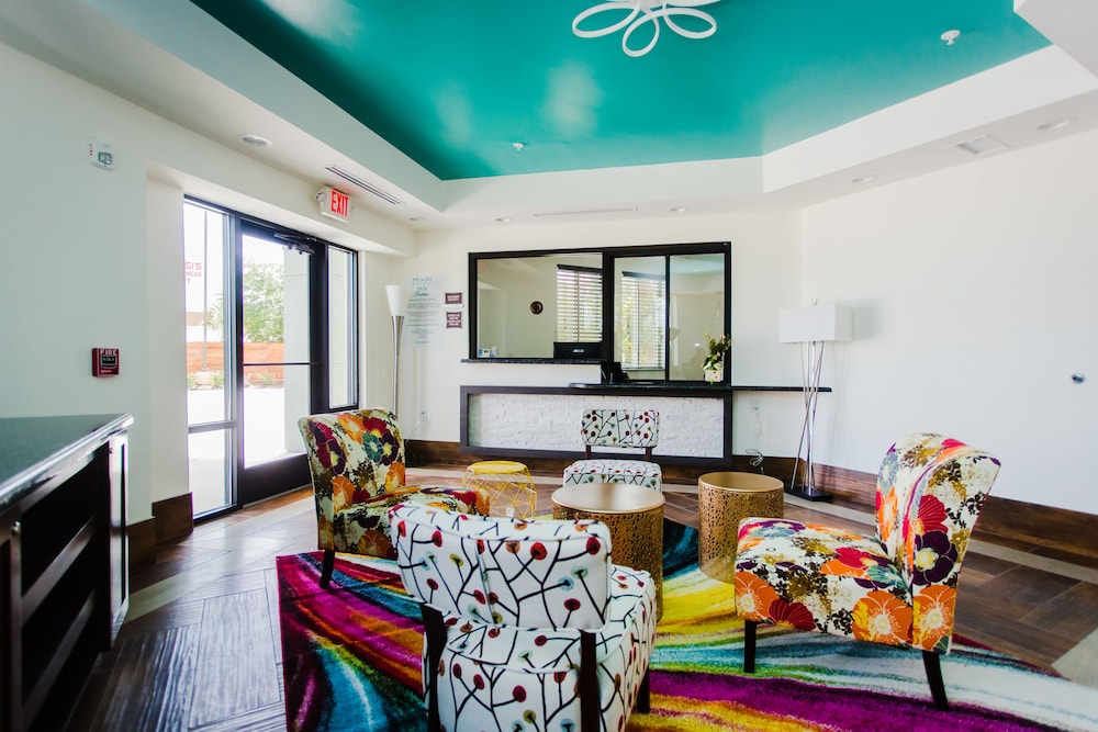 Palacio Royale Inn Boutique 38/51