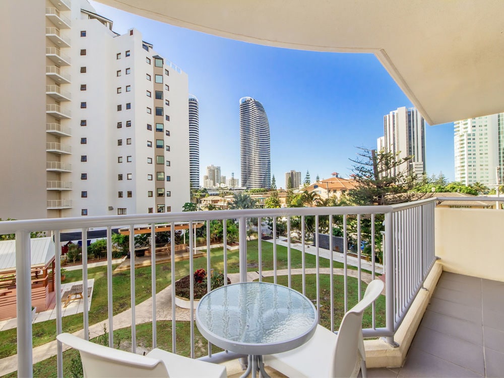 BEST WESTERN BROADBEACH TRAVEL INN APARTMENTS 7/70