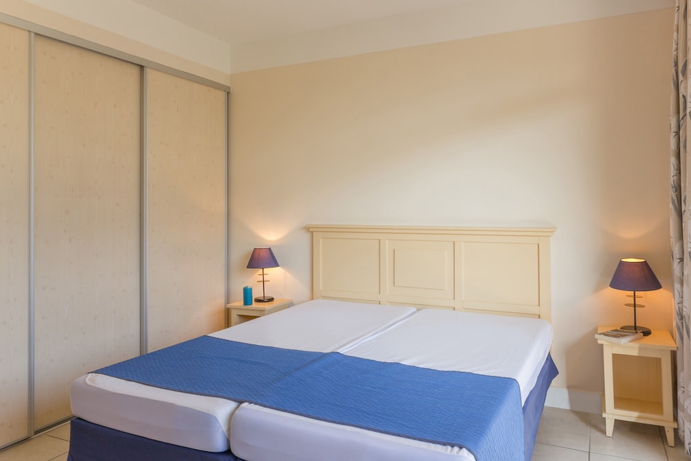 Residence Pierre And Vacances Heliotel Marine 15/50