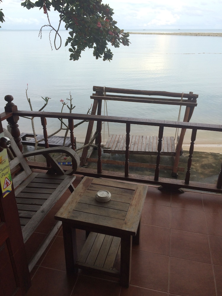 THARATHIP RESORT 57/68